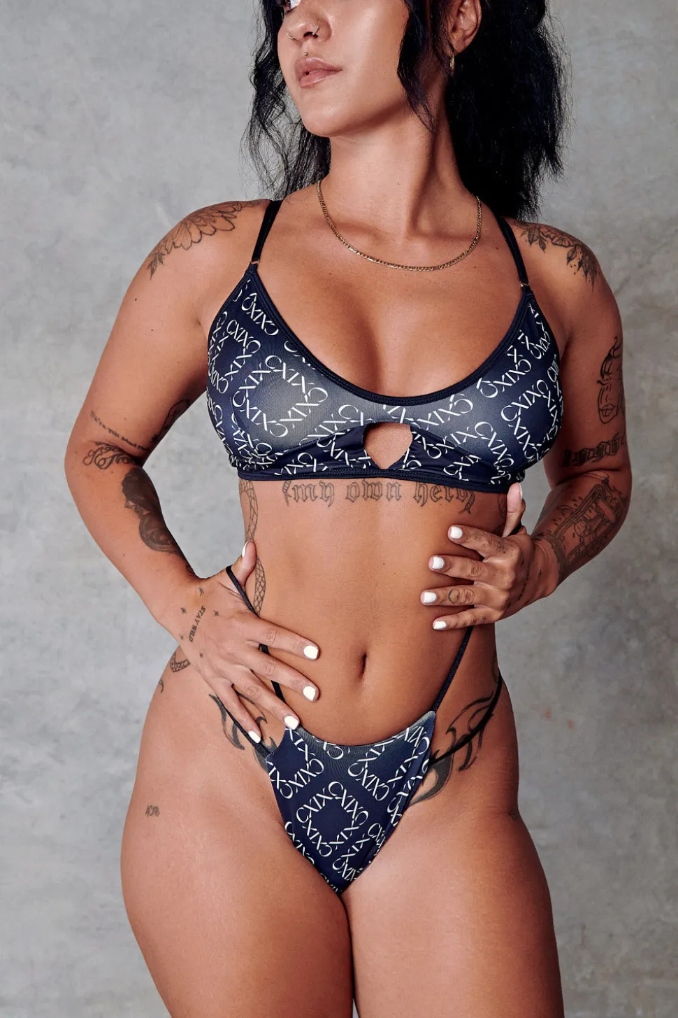 Women CXIX Cheeky Bottoms*119 Hi-Rise Thong Bottoms - Black With Print