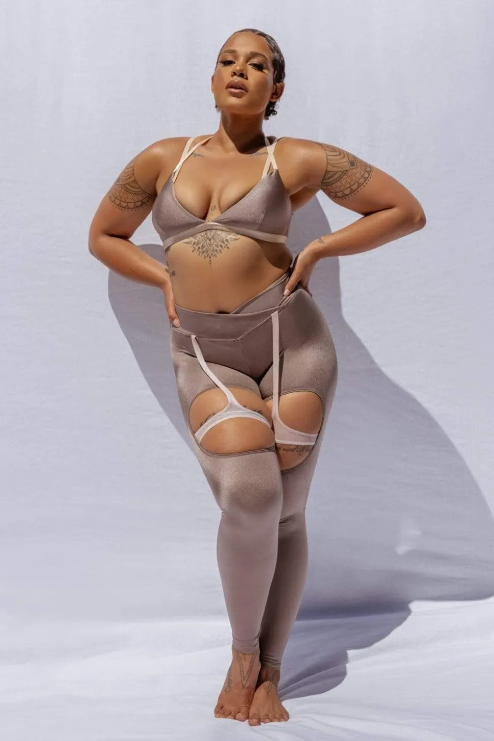 Women CXIX Leggings & Bikers*Confession Garter Leggings - Bronzed
