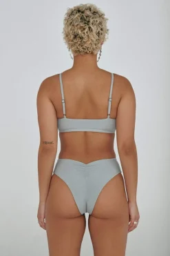 Women CXIX Cheeky Bottoms*The Hills Bottoms - Ribbed Light Grey
